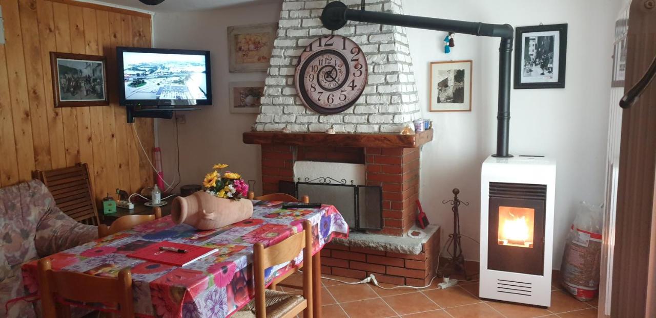 Casa Vacanze Mingos Lodio Di La Carpineta 外观 照片