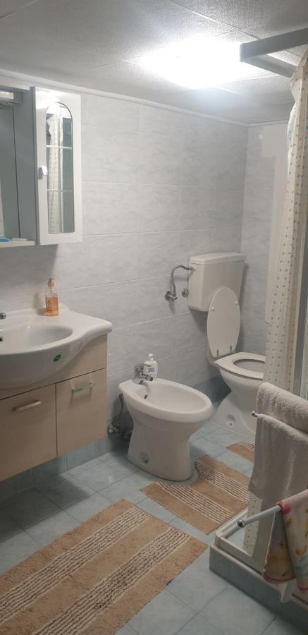 Casa Vacanze Mingos Lodio Di La Carpineta 外观 照片