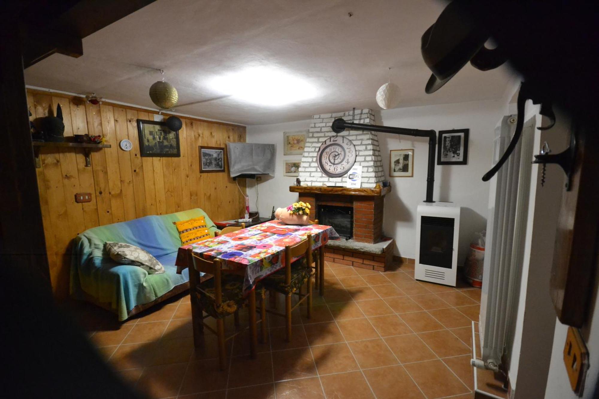 Casa Vacanze Mingos Lodio Di La Carpineta 外观 照片